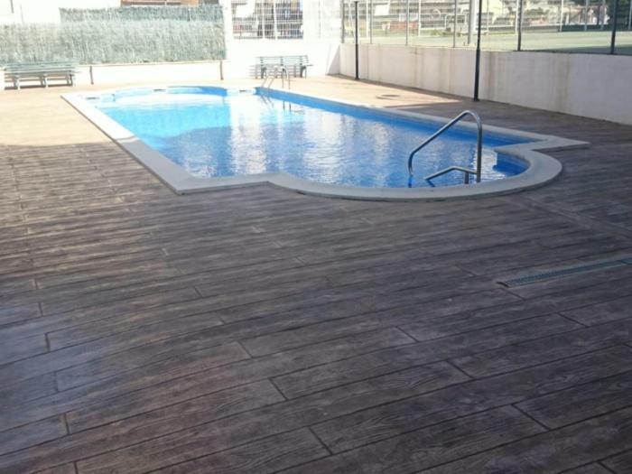 Homes&Go Albeniz Basic La Pineda Exterior foto