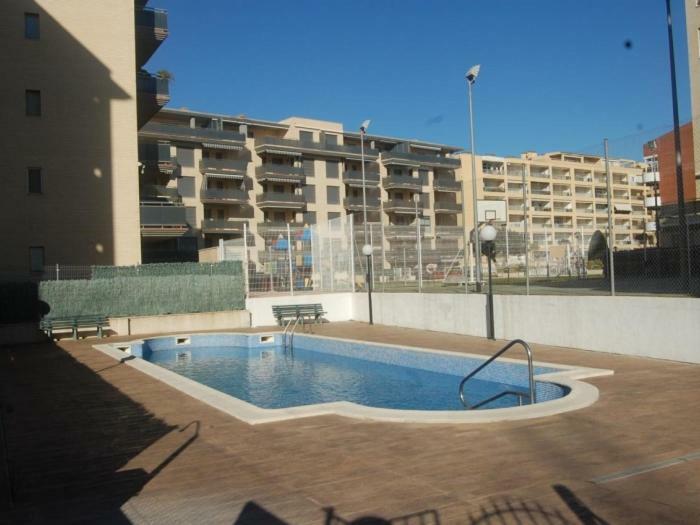 Homes&Go Albeniz Basic La Pineda Exterior foto